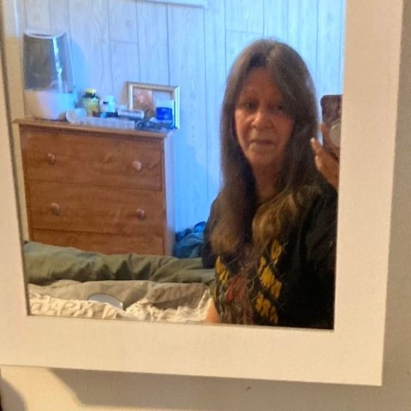 Meet your Posher, Janie - Picture 1 of 1